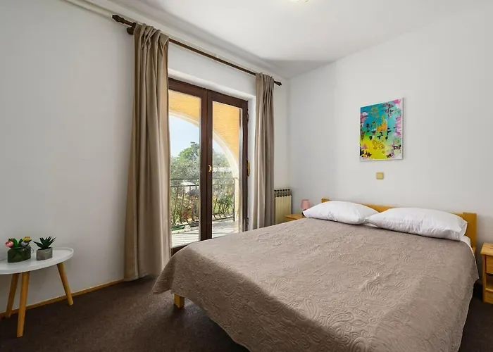 Josipa With Whirlpool *