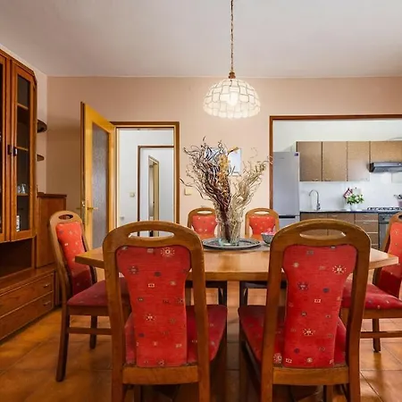 Josipa With Whirlpool Poreč