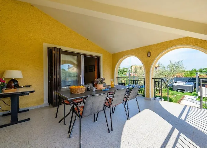 Josipa With Whirlpool * Πόρετς