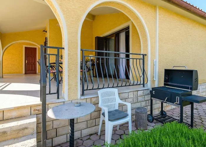 Josipa With Whirlpool * Πόρετς